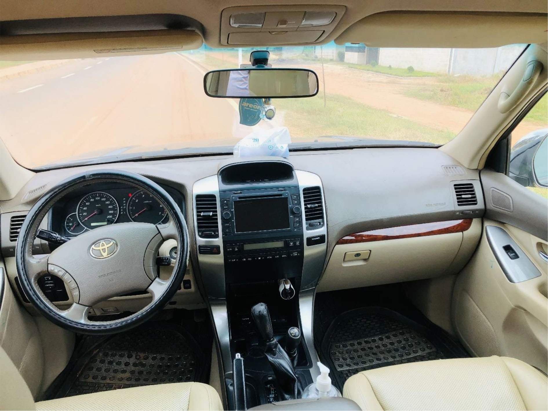 TOYOTA LAND CRUISER PRADO